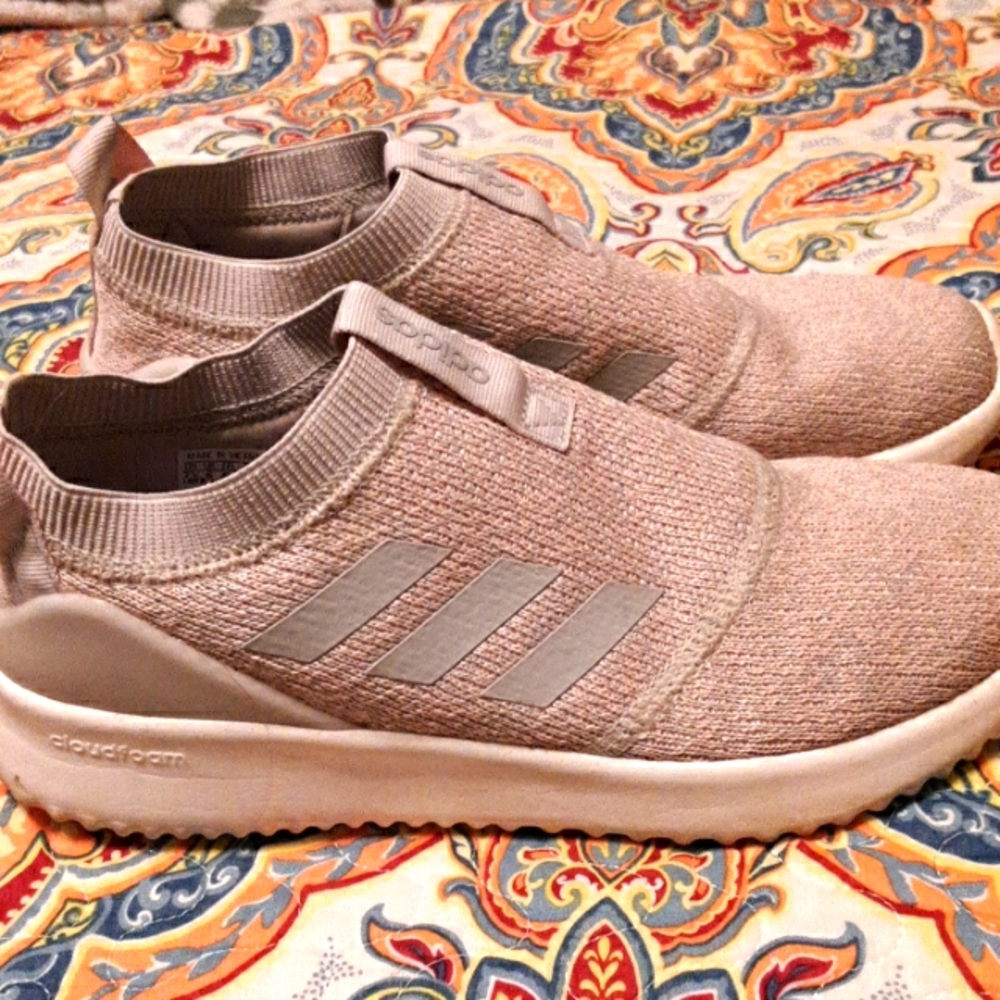 Adidas 7.5